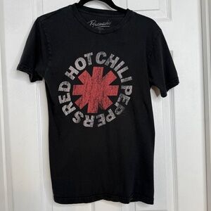 RED HOT CHILI PEPPERS - woman’s graphic band tee - black - small/medium